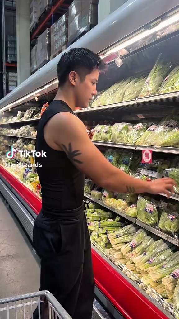 @FazarRifai23