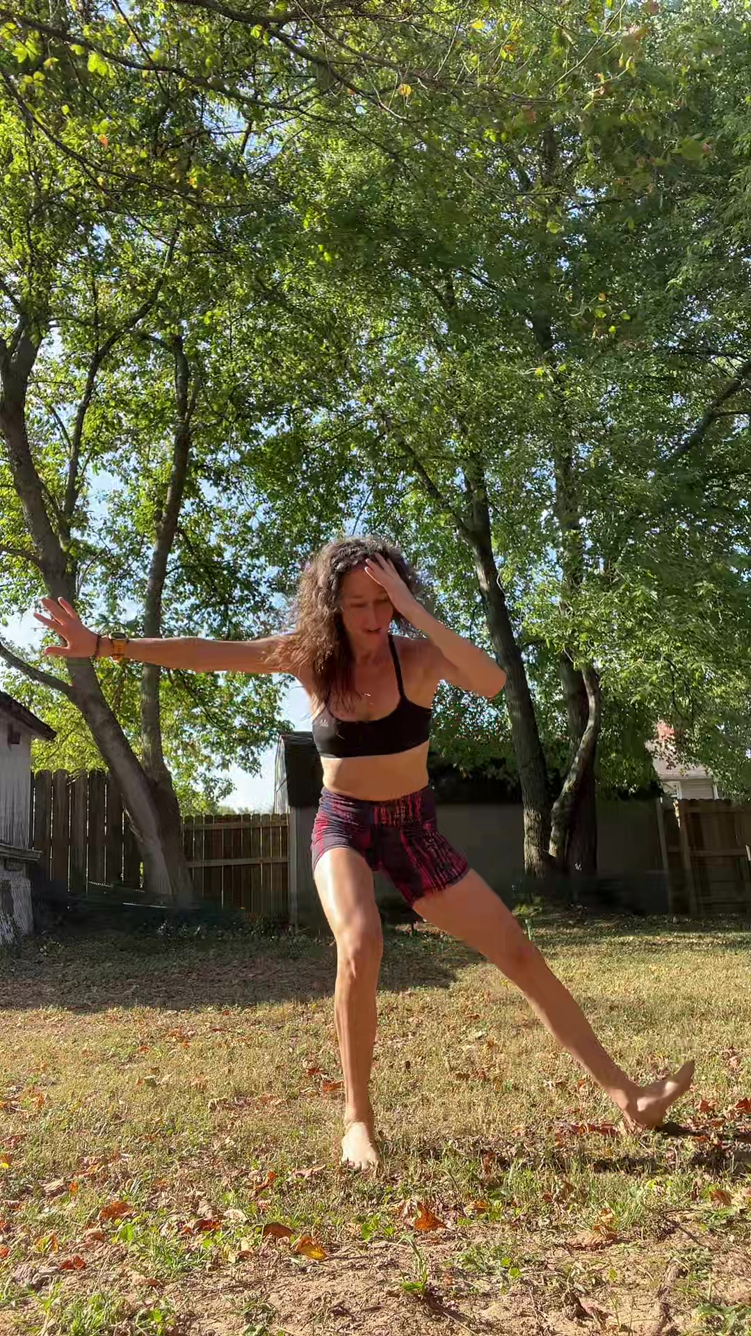 @Sarah Bublavy | Yoga + Fitness