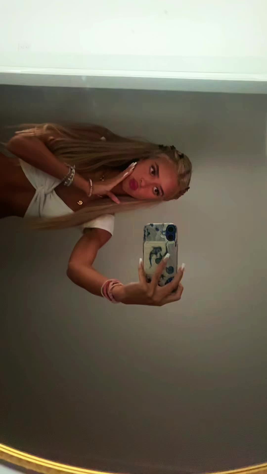 @ava