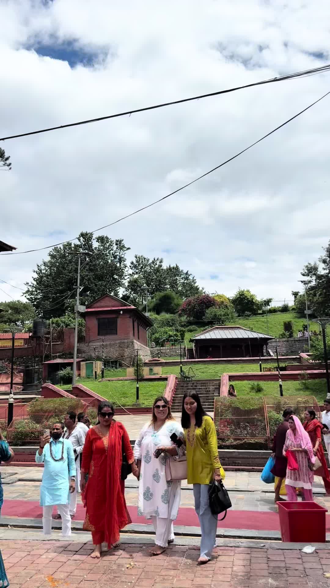 @Ambika🧿