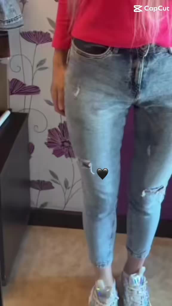 @♋️𝓒𝓱𝓮𝓻𝓻𝔂 ♡