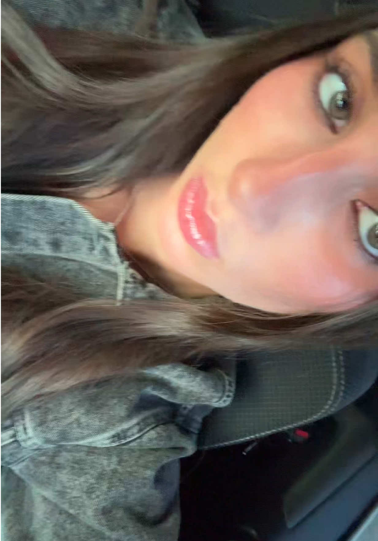 @b <3