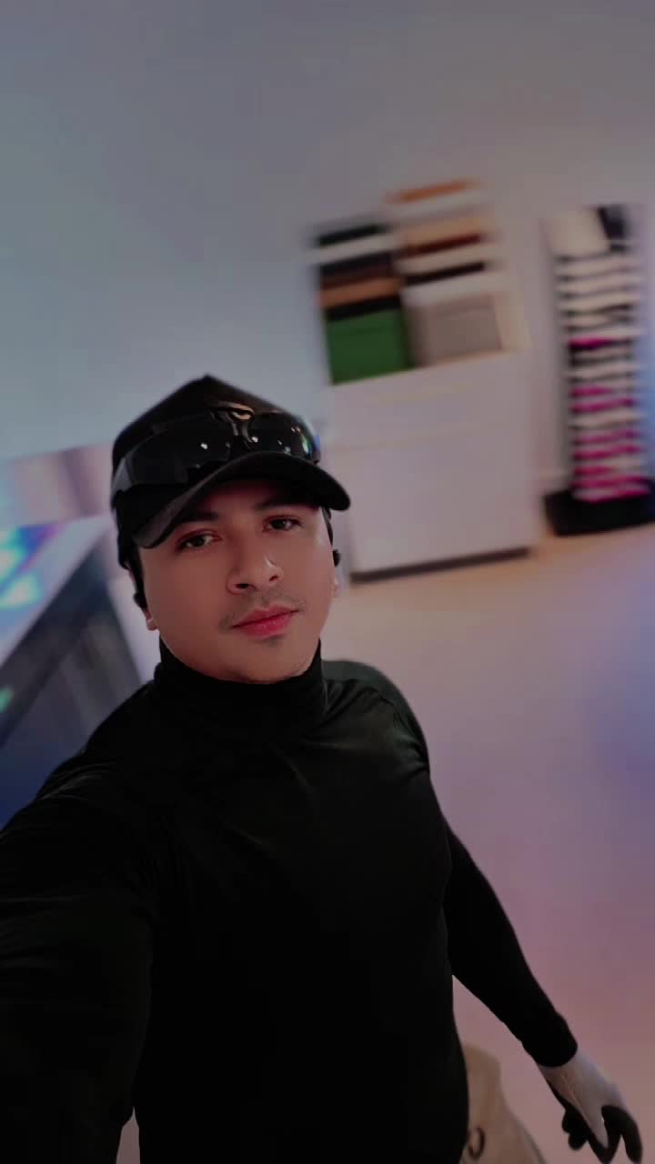 @JULIO BARAHONA
