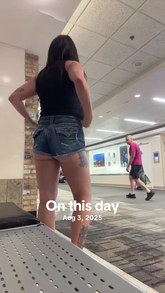 @Barefootmamamnvibes