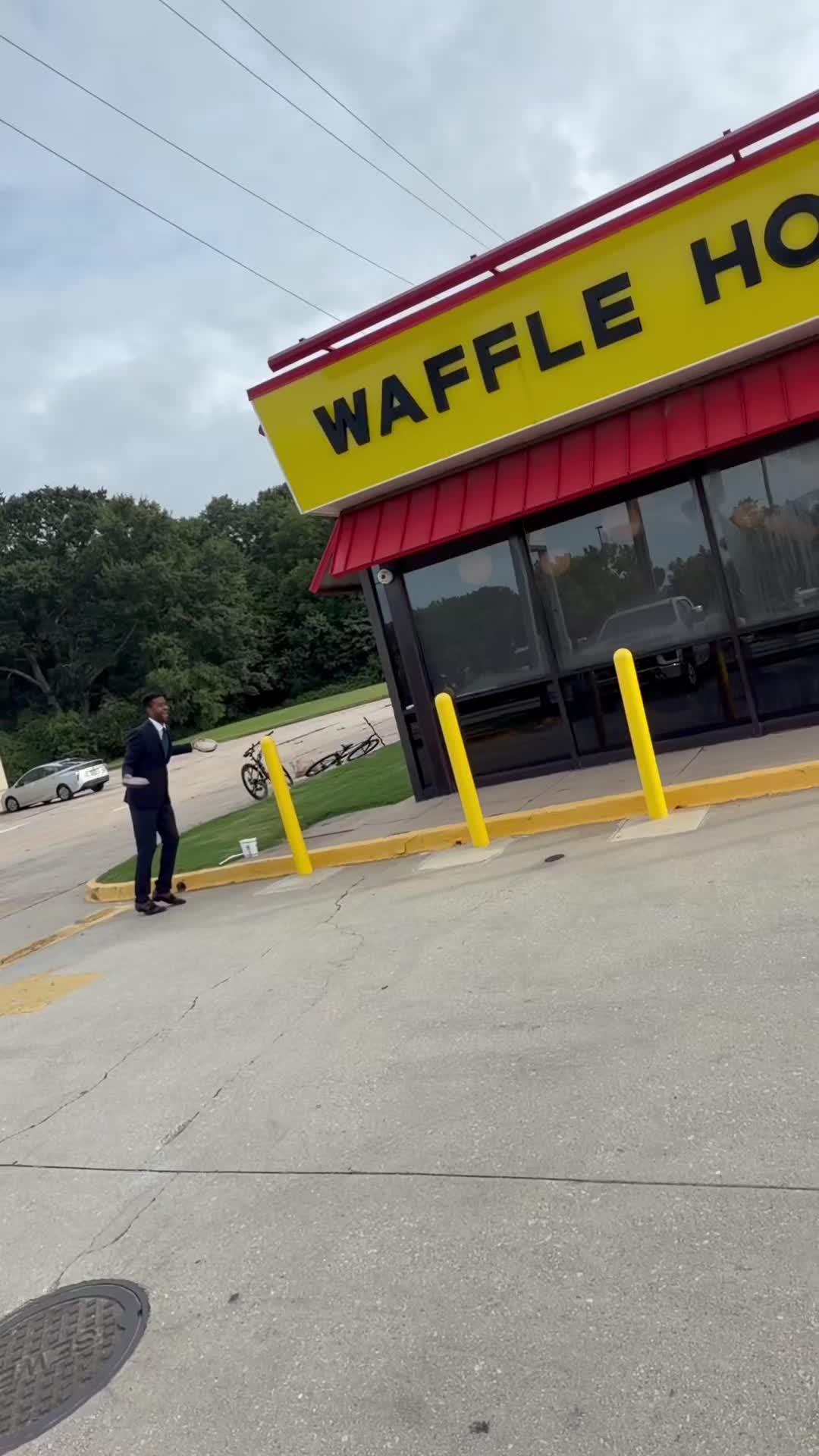 @yousmileamazing