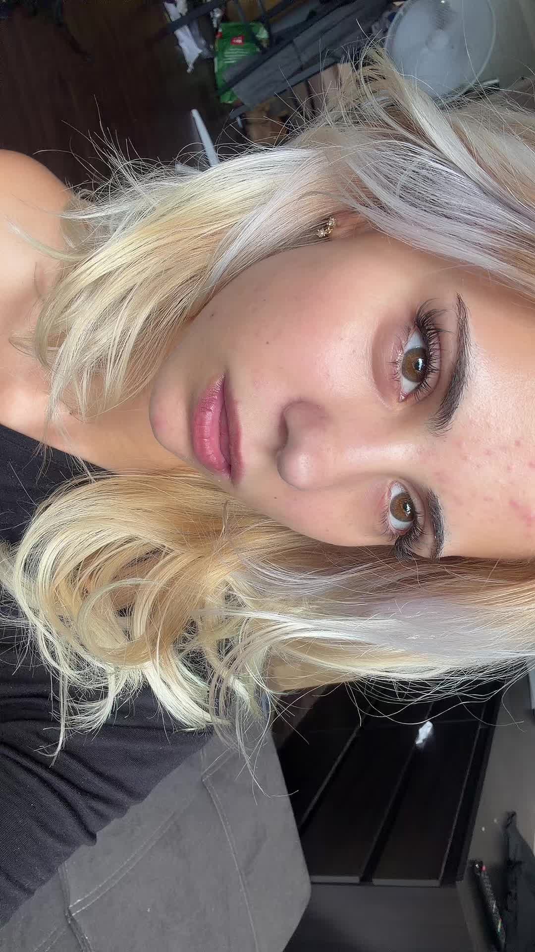 @anna