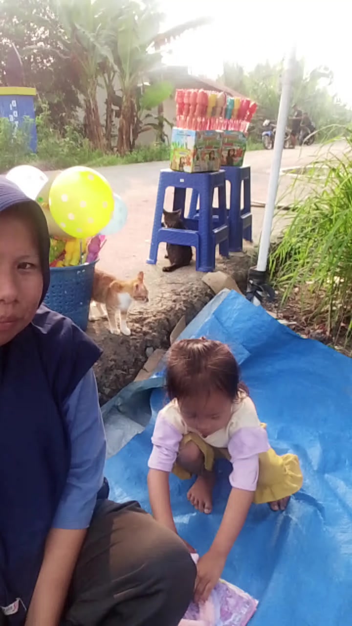 @Nur(pedagang keliling)