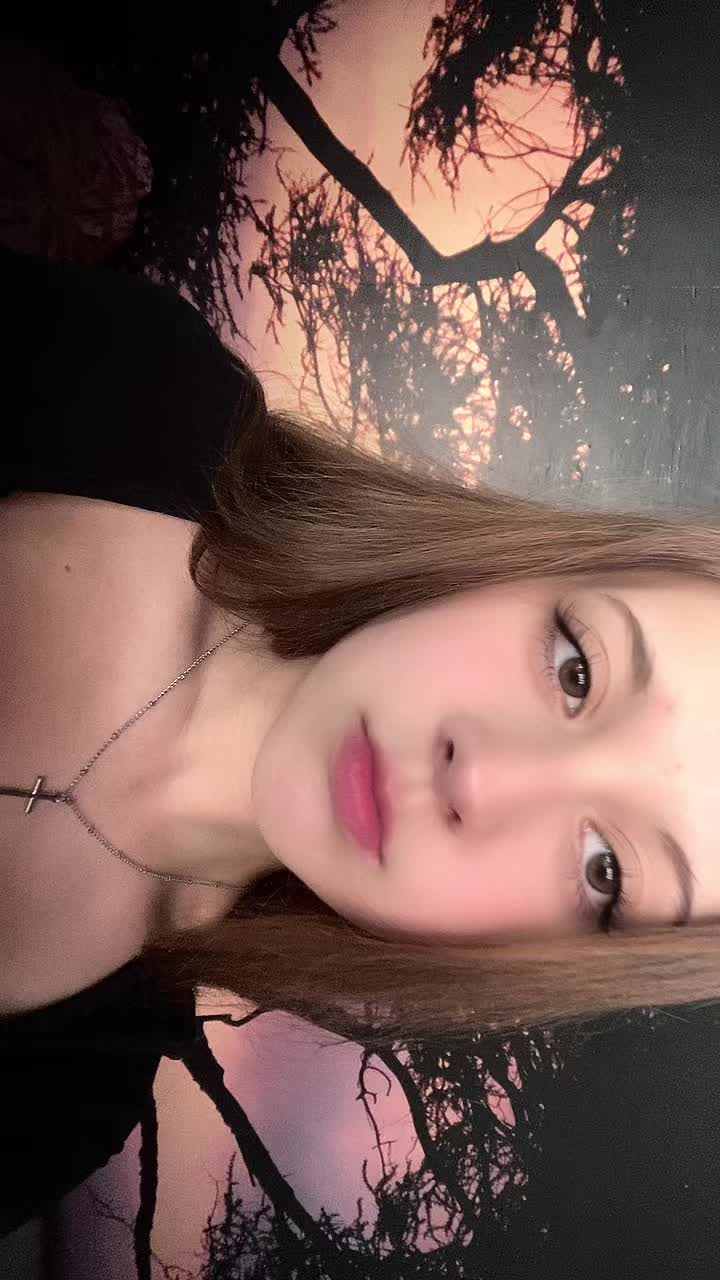 @Ellaa💭🤍