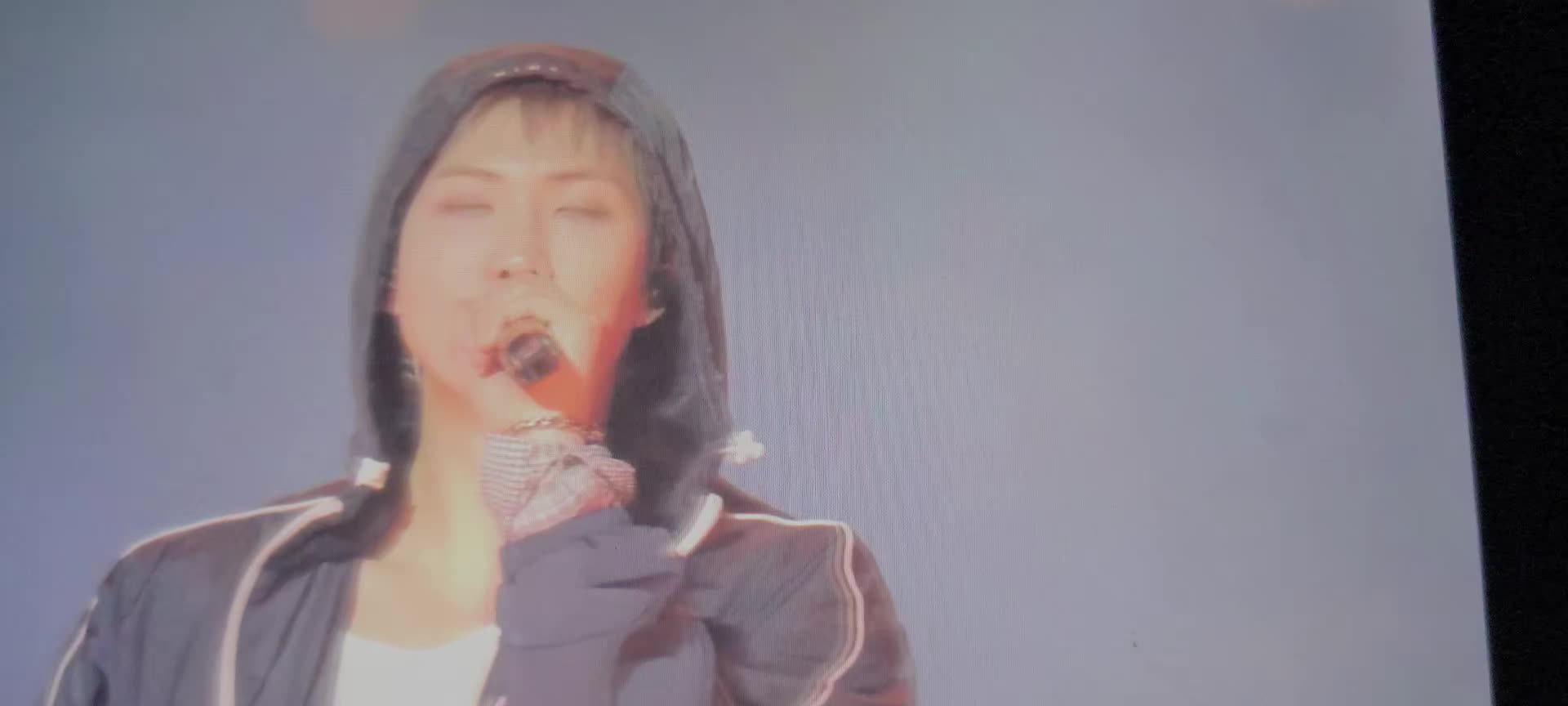 @XyoojBe⁷ ⟭⟬ 💜 ⟬⟭