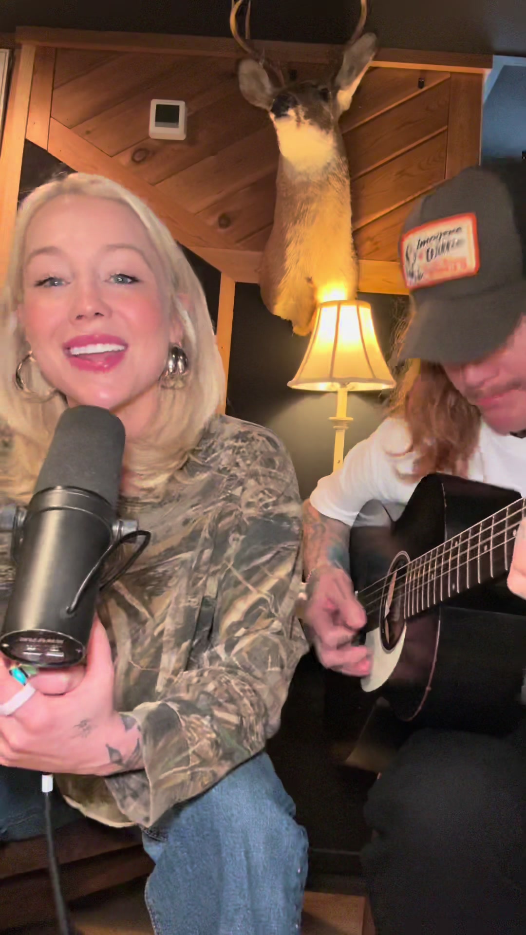 @RaeLynn