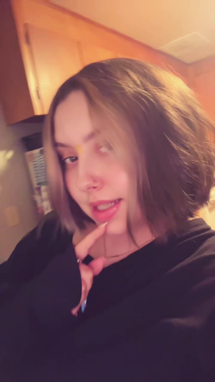 @Lex ᥫ᭡