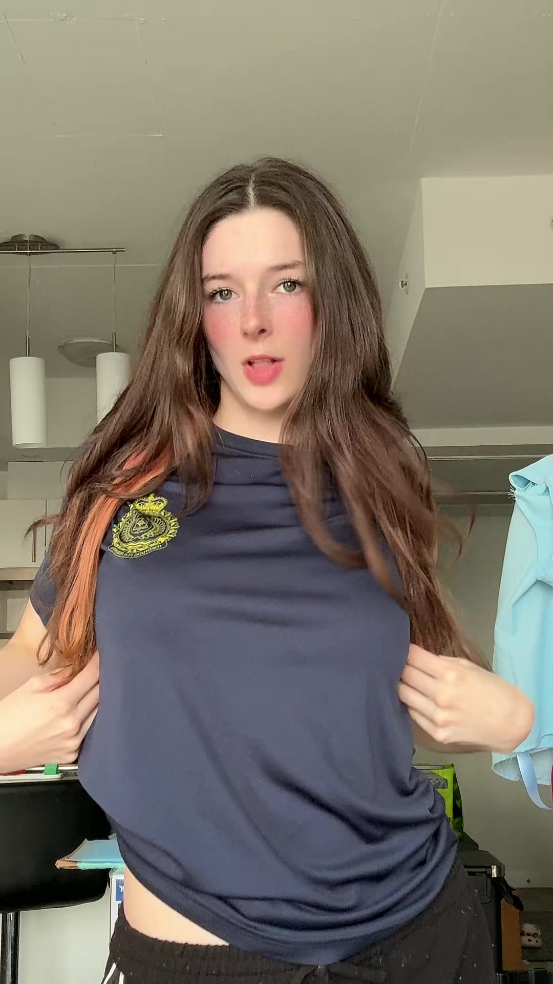 @EllaBloom