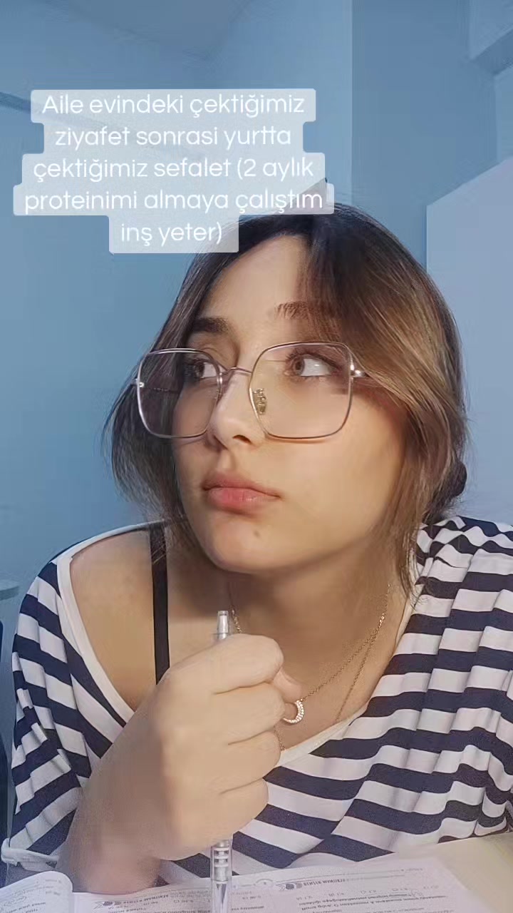 @lilyf