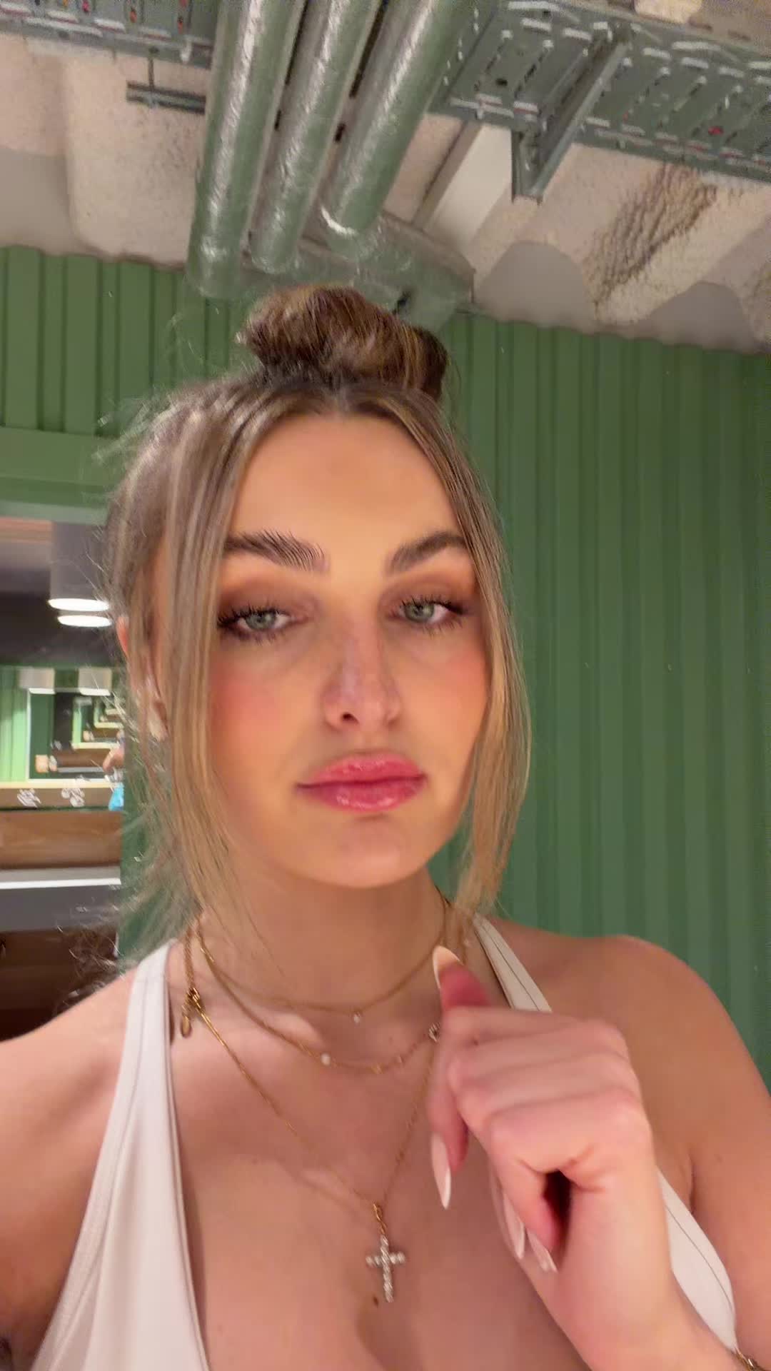 @vicces