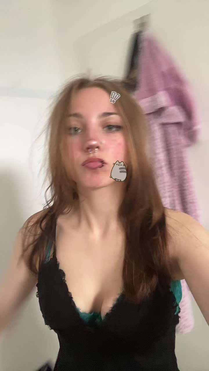 @𝓮𝓶𝓶𝓪 🎐💞