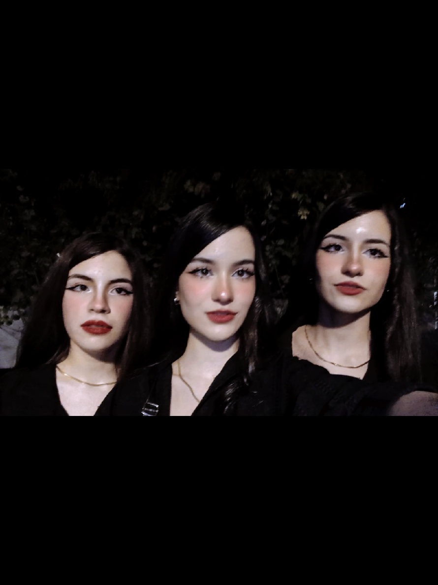 @𝒯𝒽𝑒𝒯𝒽𝓇𝒾𝓅𝓁𝑒𝓉𝓈