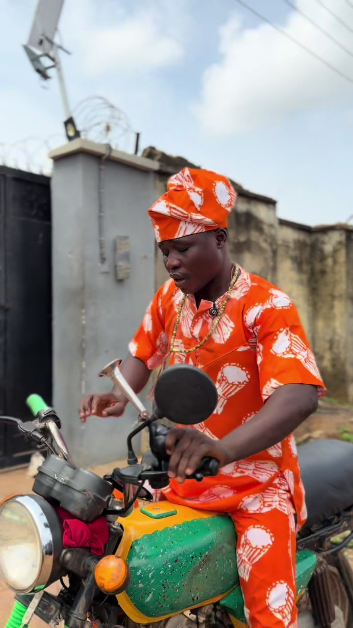 @ayinde_foga
