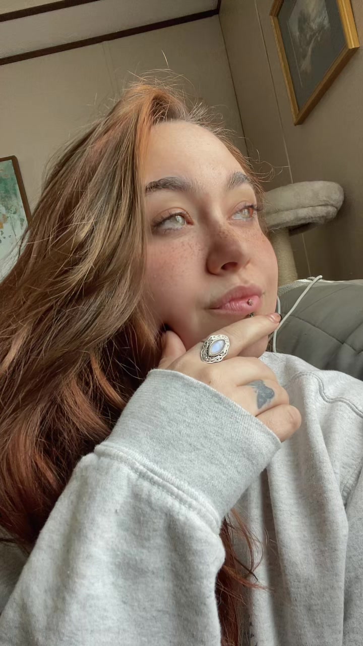 @Moonie 🐦🔥