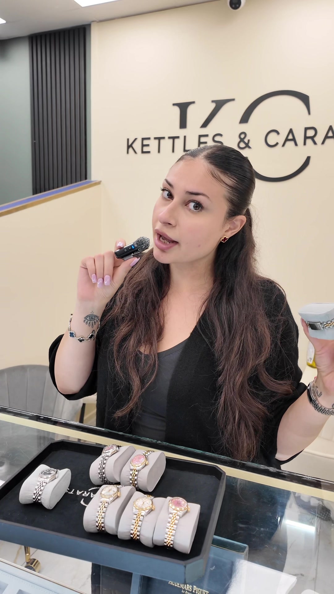@Mels | Jeweller