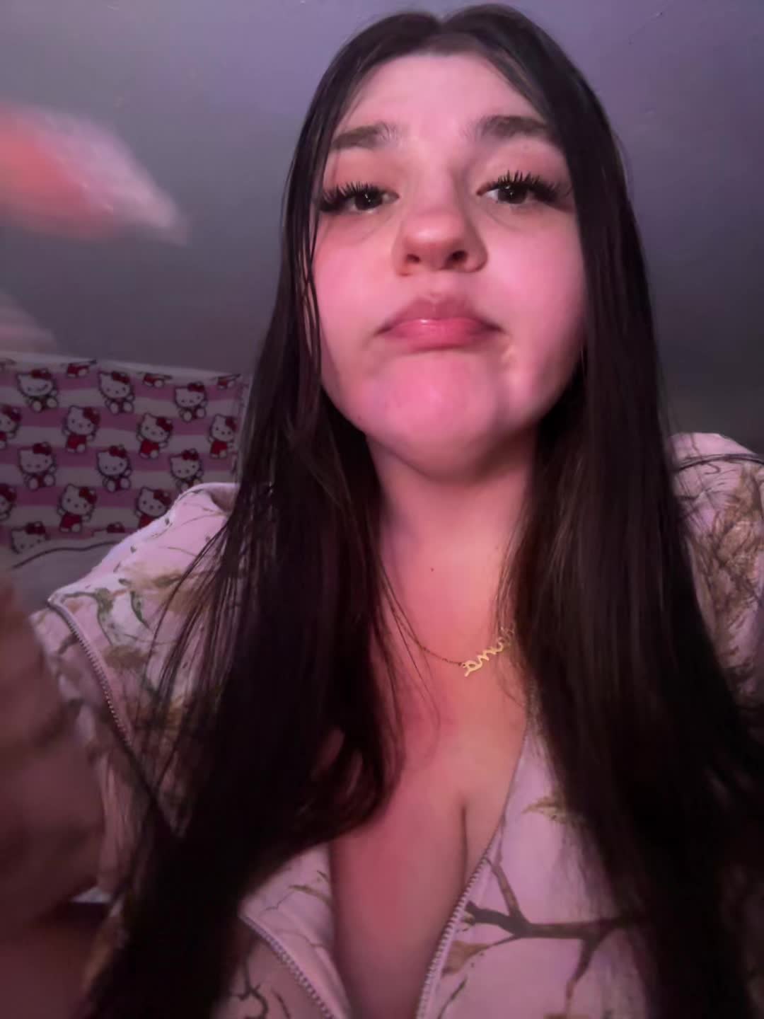 @🖤