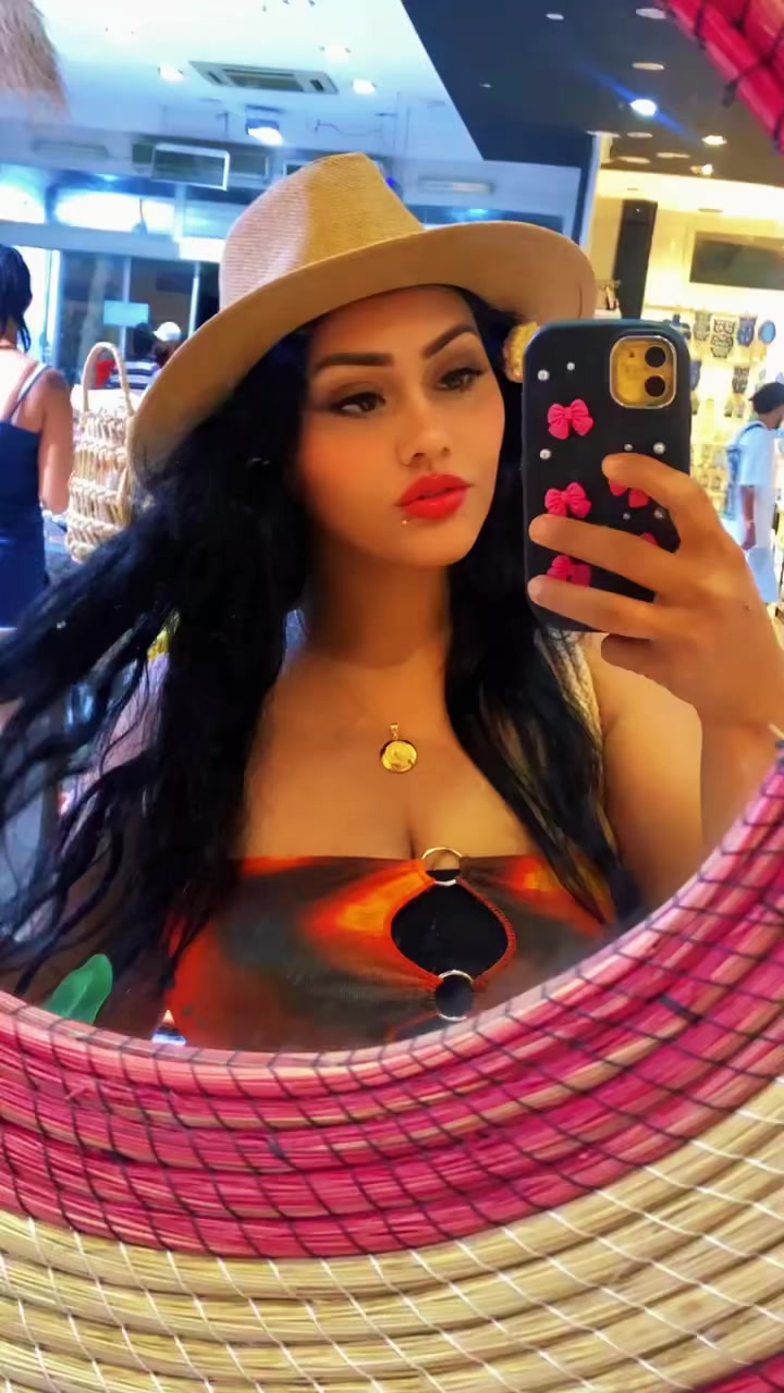 @Sabrina sabra5