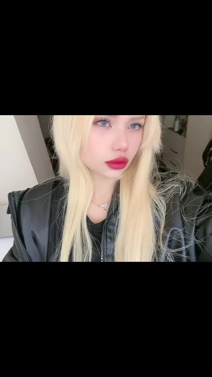 @cerensevmez