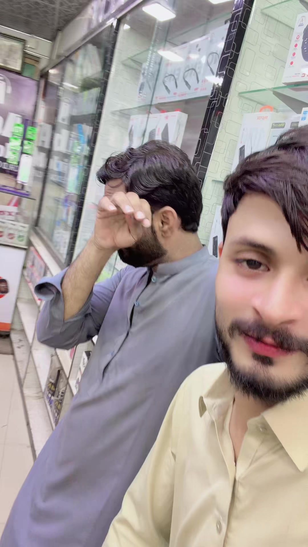 @سر فراز راجپوت 👑