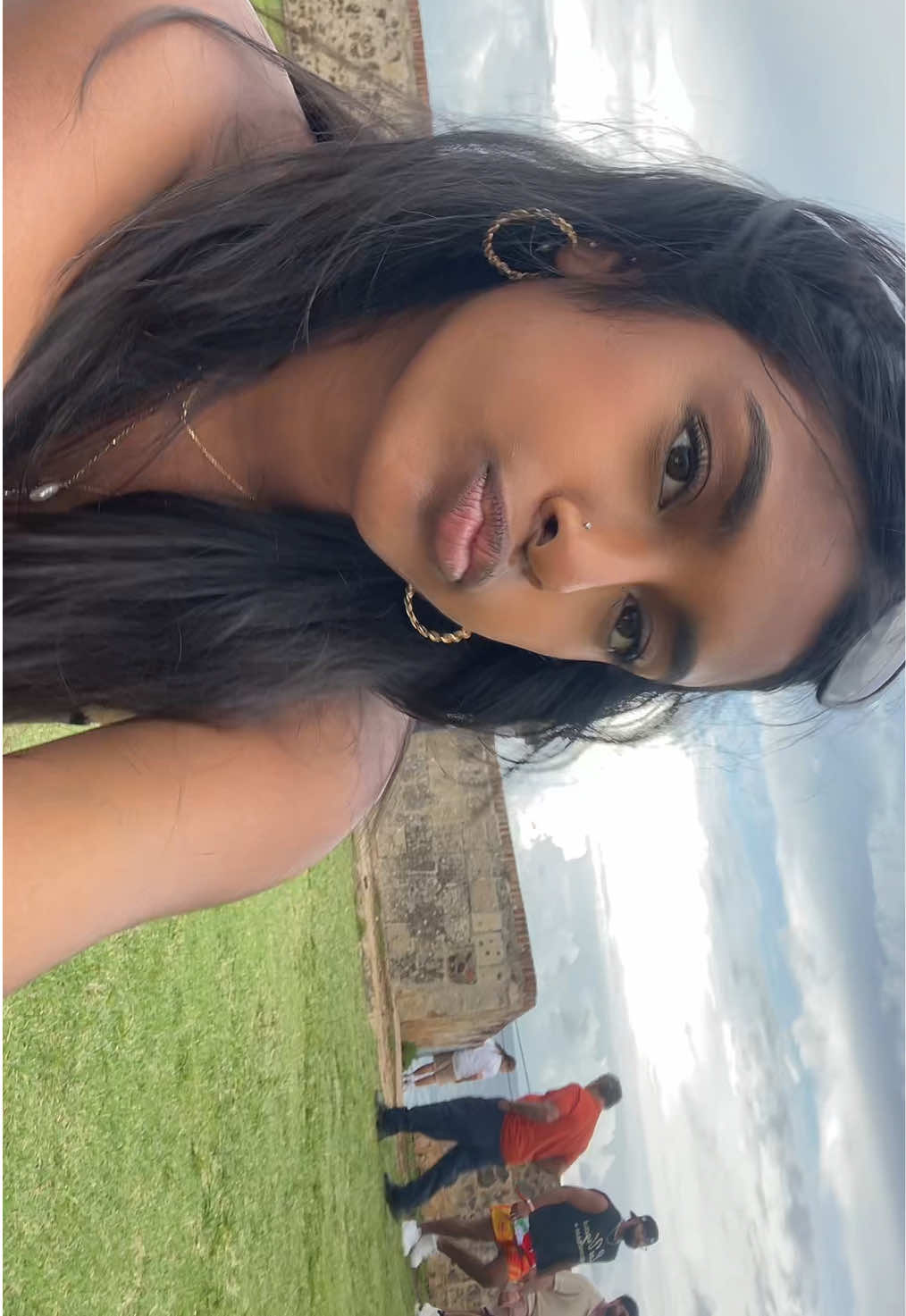 @💫