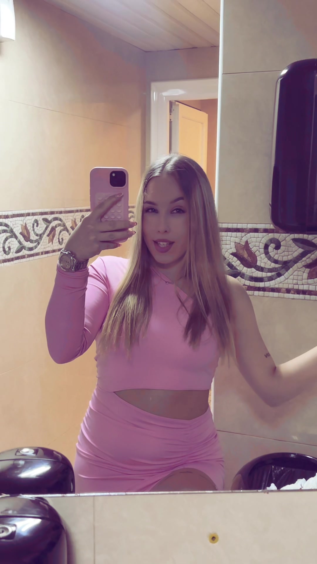 @💋