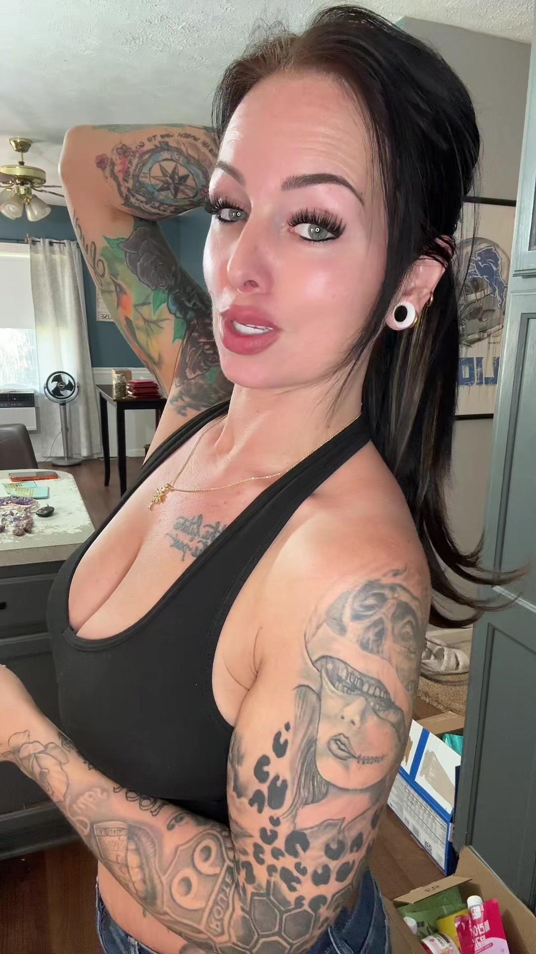 @To0thlessQueen💋