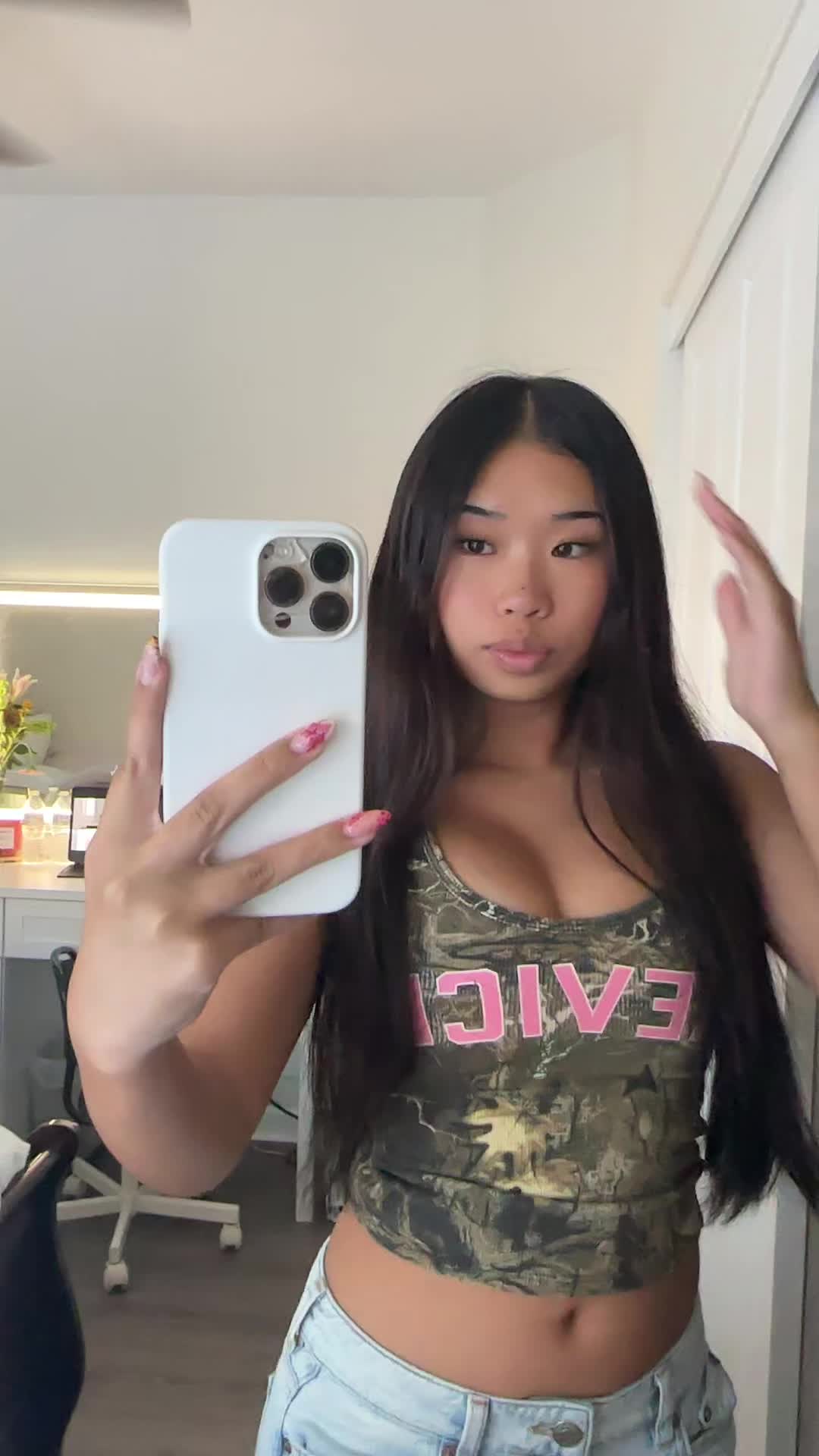 @￴￴