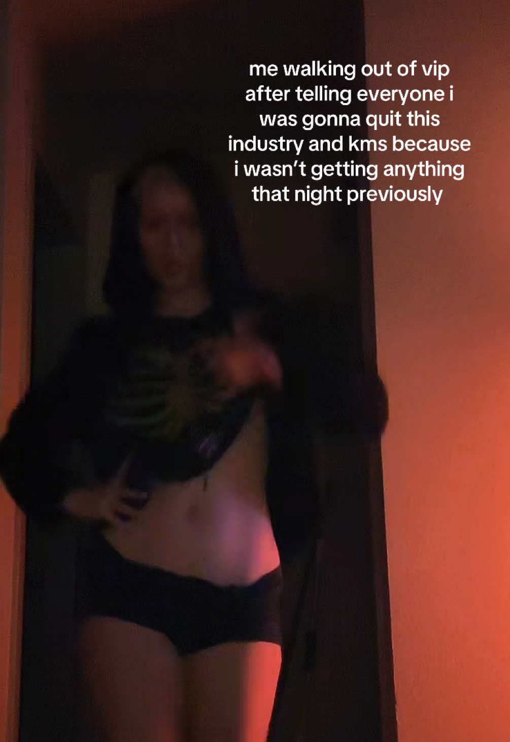 @;-;
