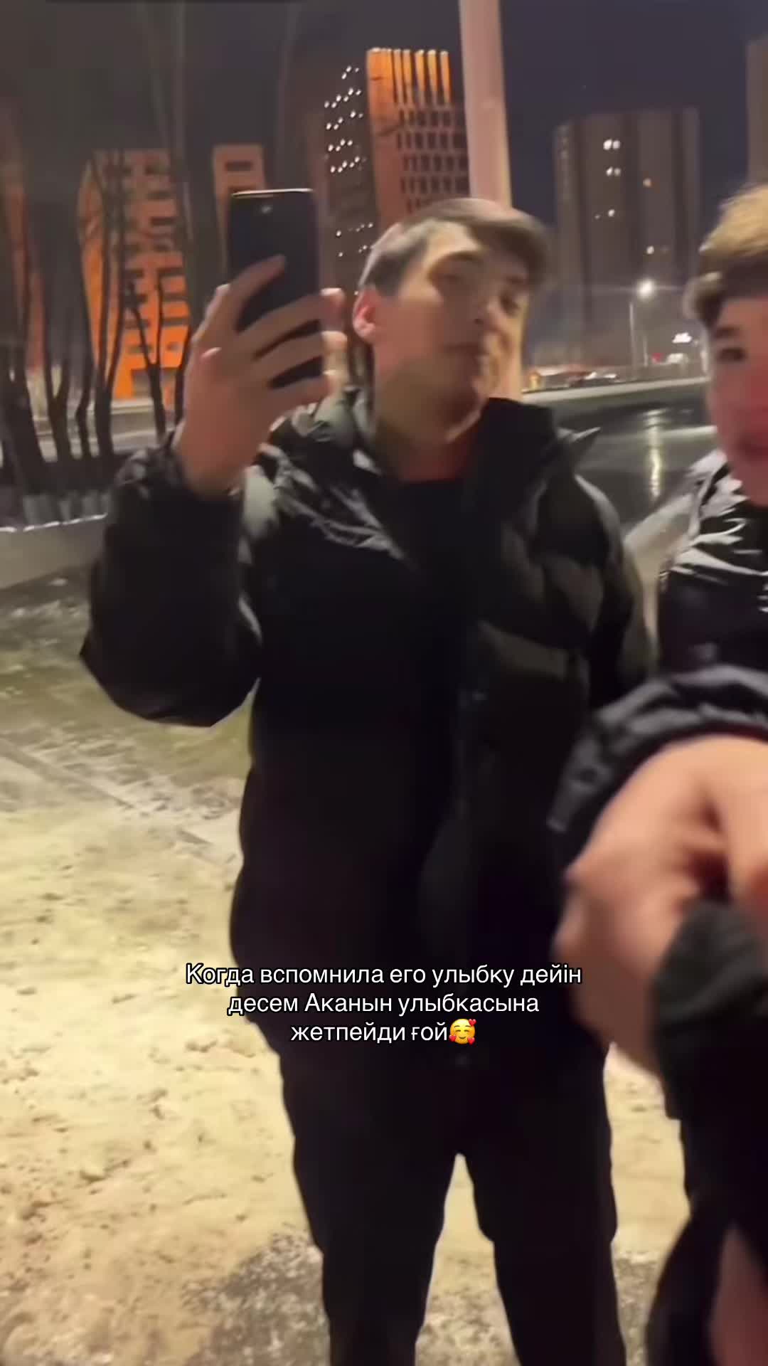 @🦋