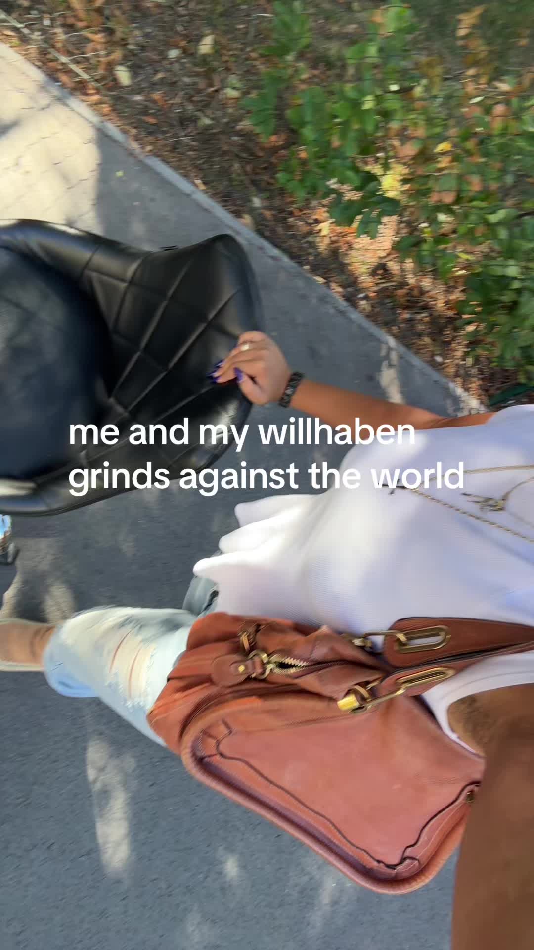 @mysteriousbaddie_123