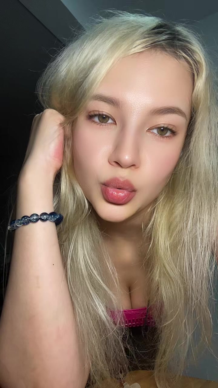 @Мария