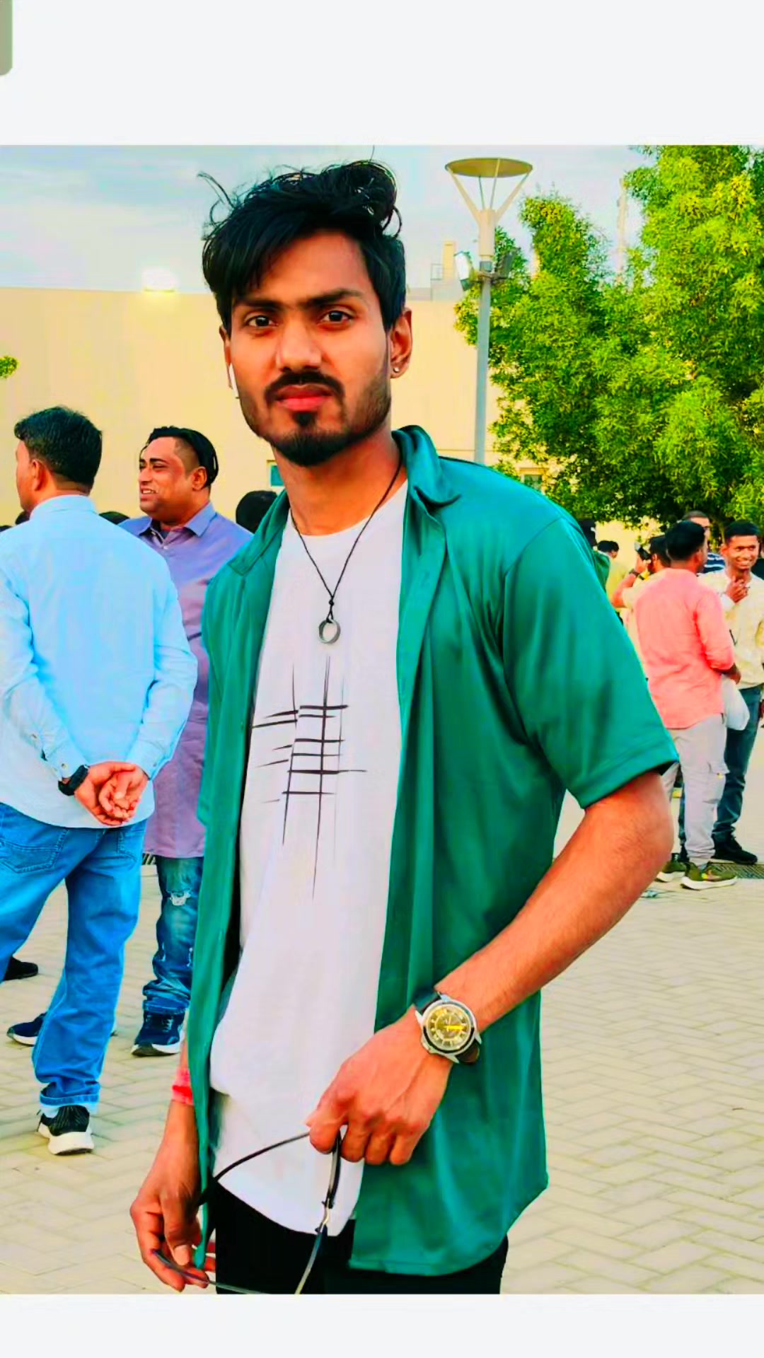 @Gabbar