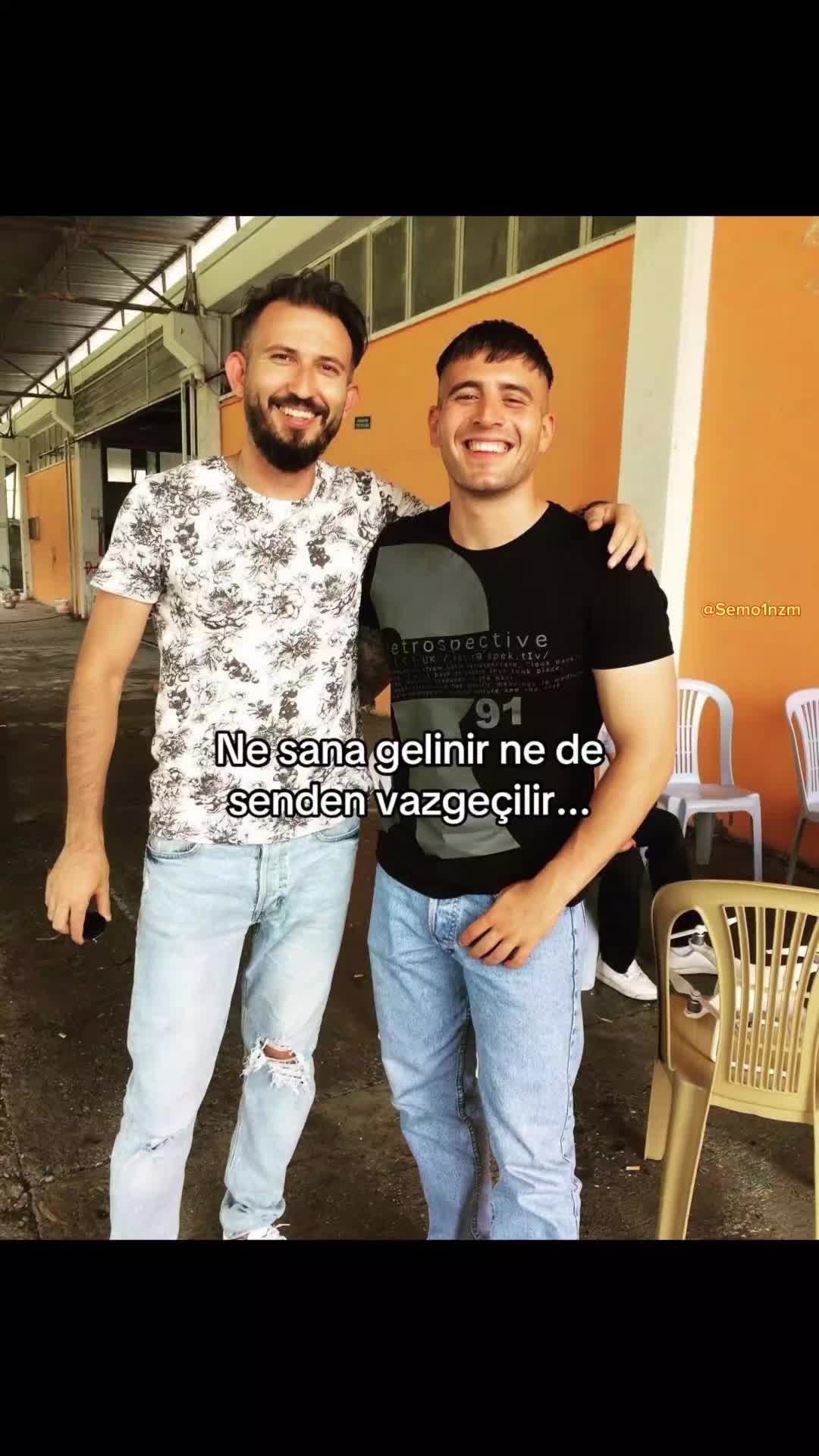 @𝐒𝐞𝐦𝐨𝟏𝐧𝐳𝐦🕊