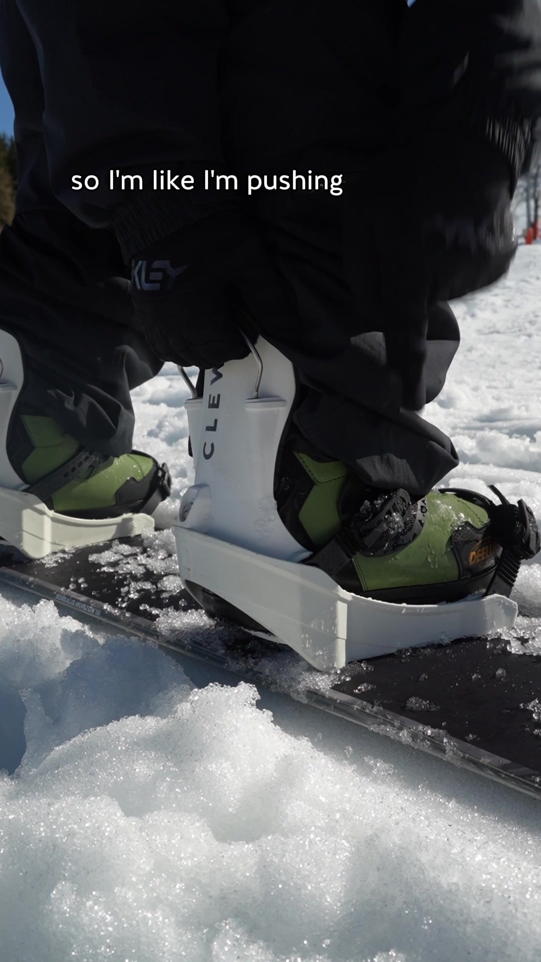 @clew snowboarding