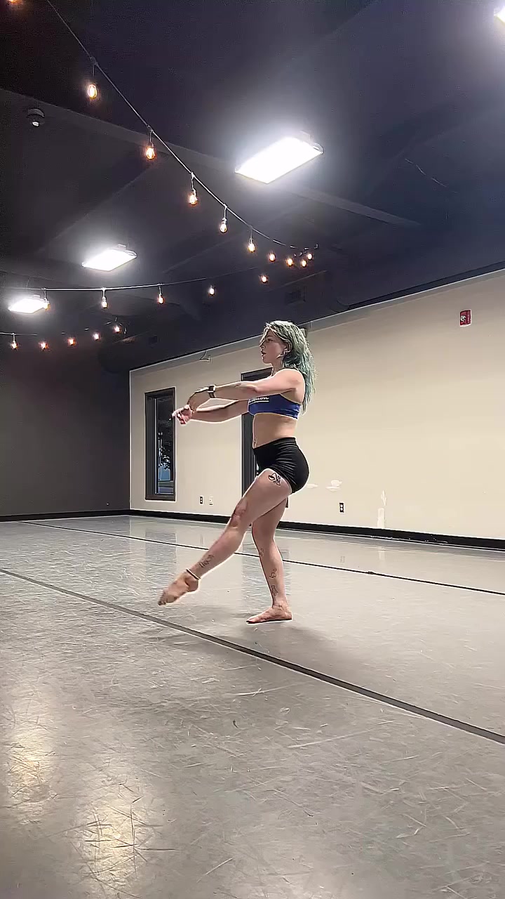 @Bunni Bendii ✯