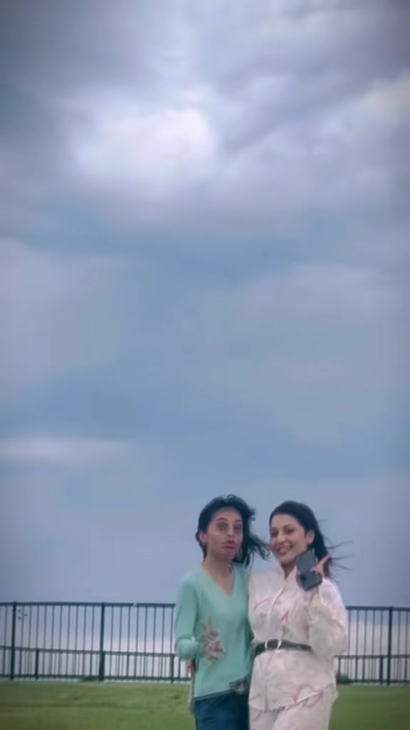 @PRATIKSHA 🦢