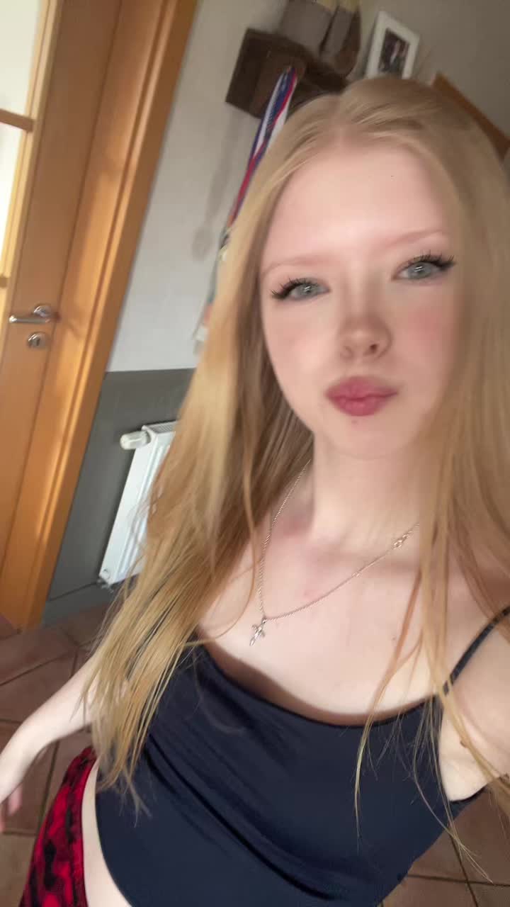 @emelyerdbeere