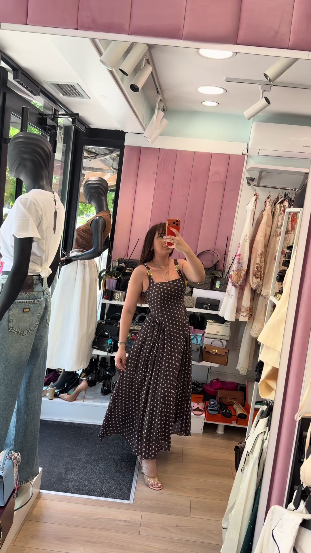 @boutique.jasmine3