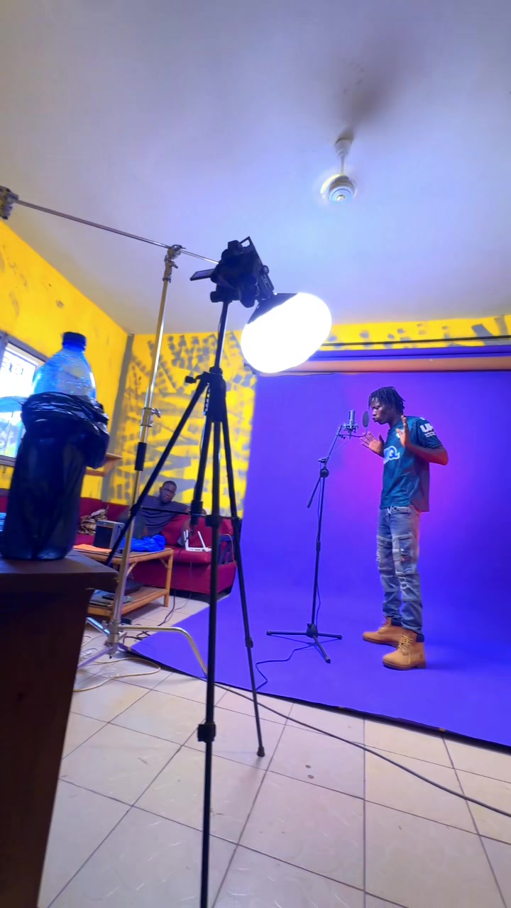 @AMERICAIN PROD OFFICIEL