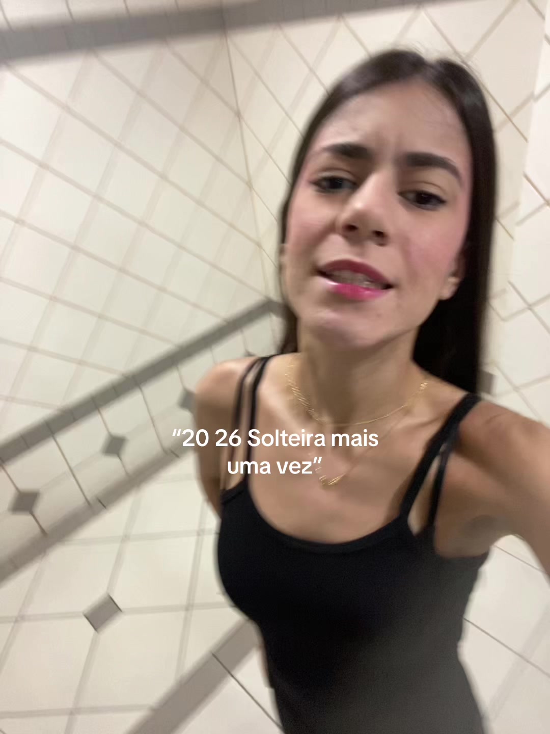 @melzinha_moraess
