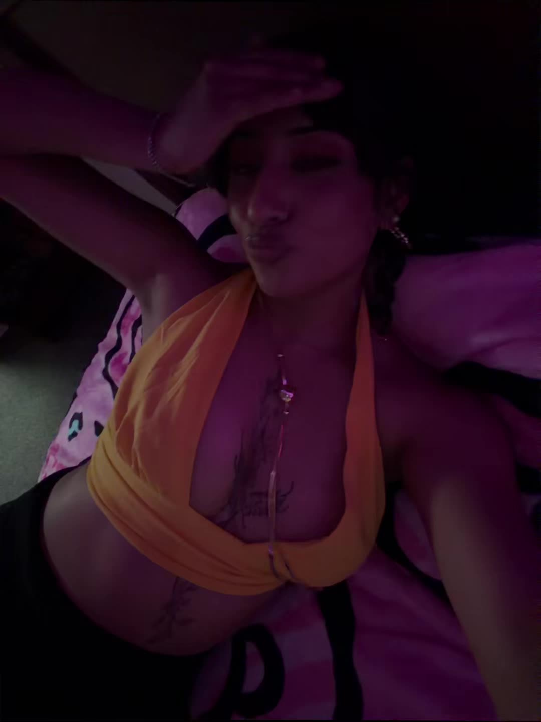 @marriiwrldd