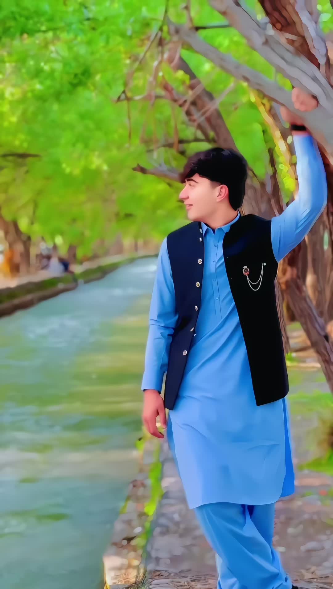 @👑ZAKiR🦁KiNG👑