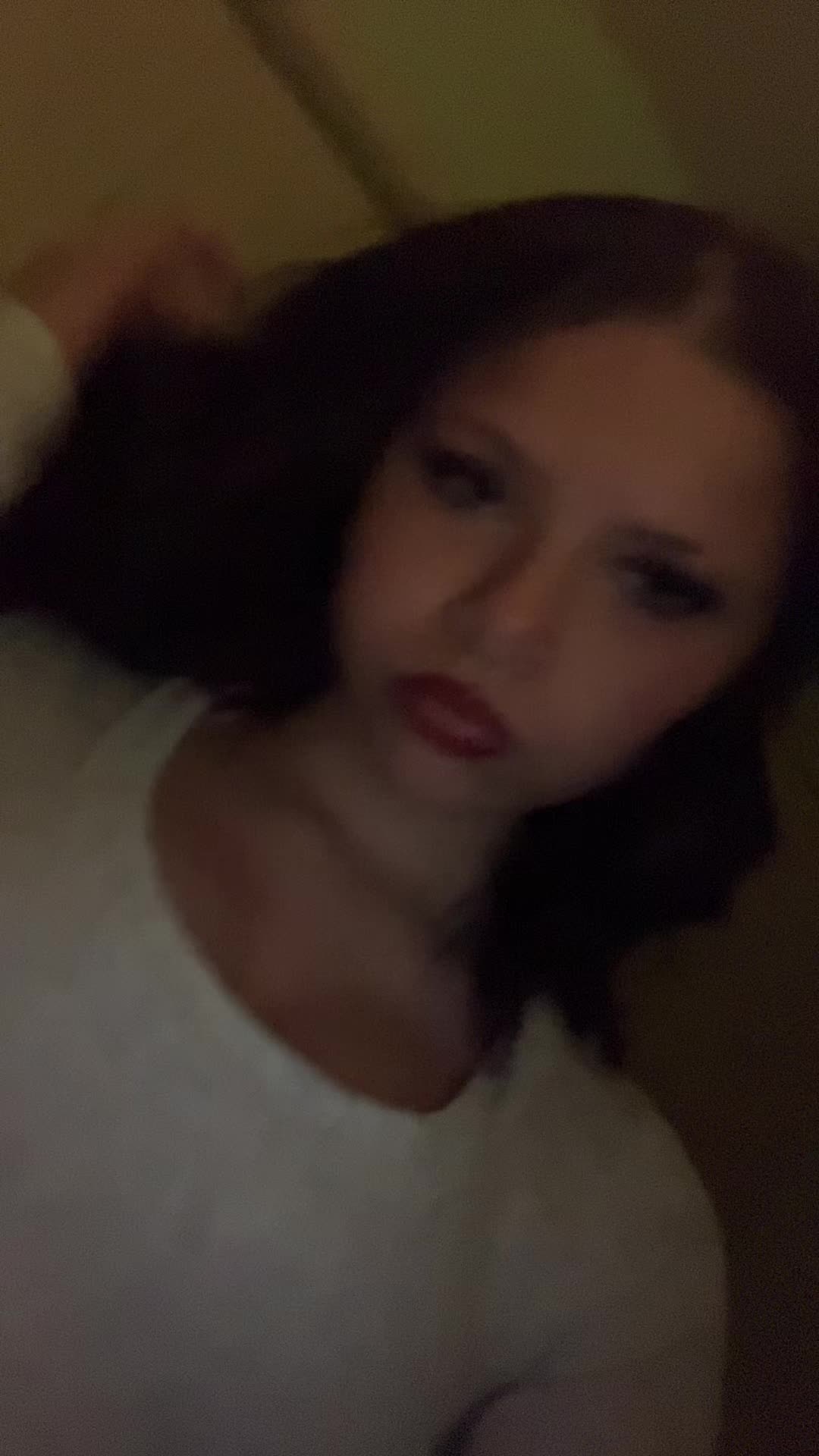 @chloe