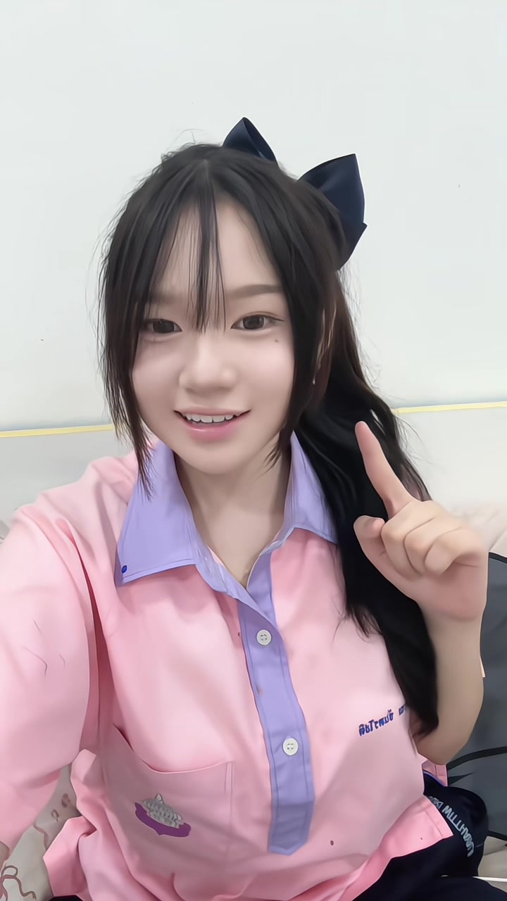 @แอลลี่