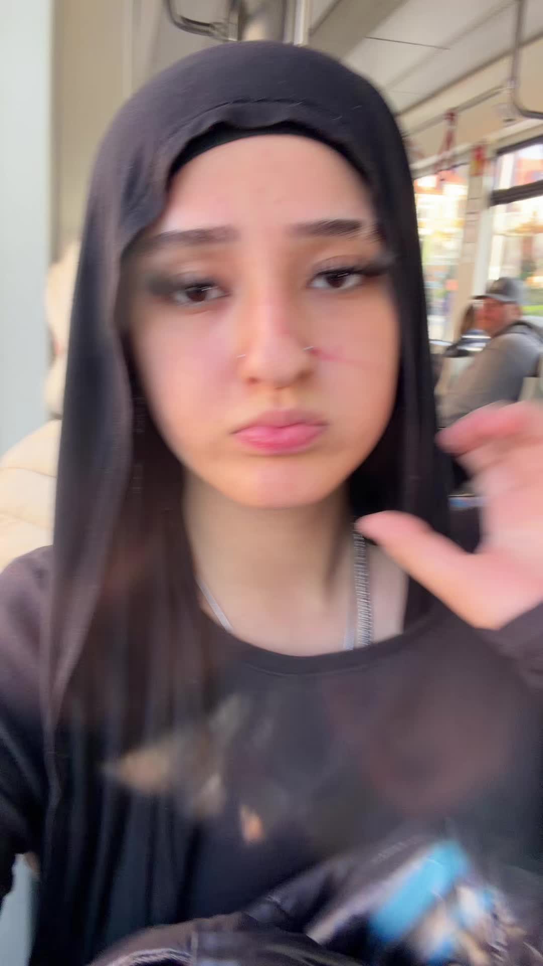 @𝓕𝓪𝓽𝓲 ❦