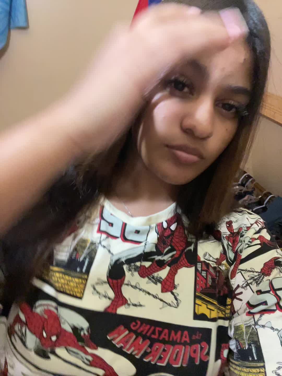 @Just Niki💁🏽&zwj;♀️